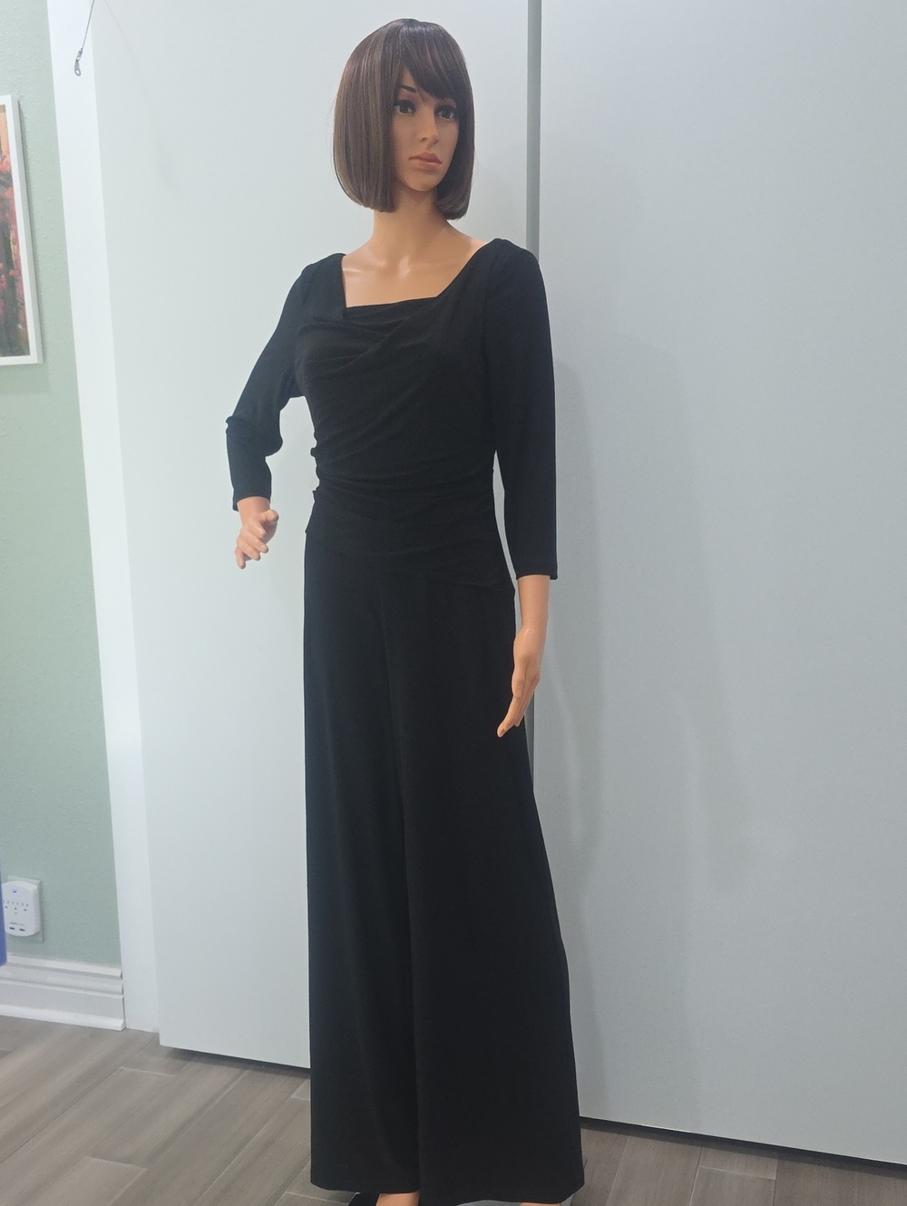 Adrianna Papell Black Wide-Leg Jumpsuit with Draping Neckline. Size 4